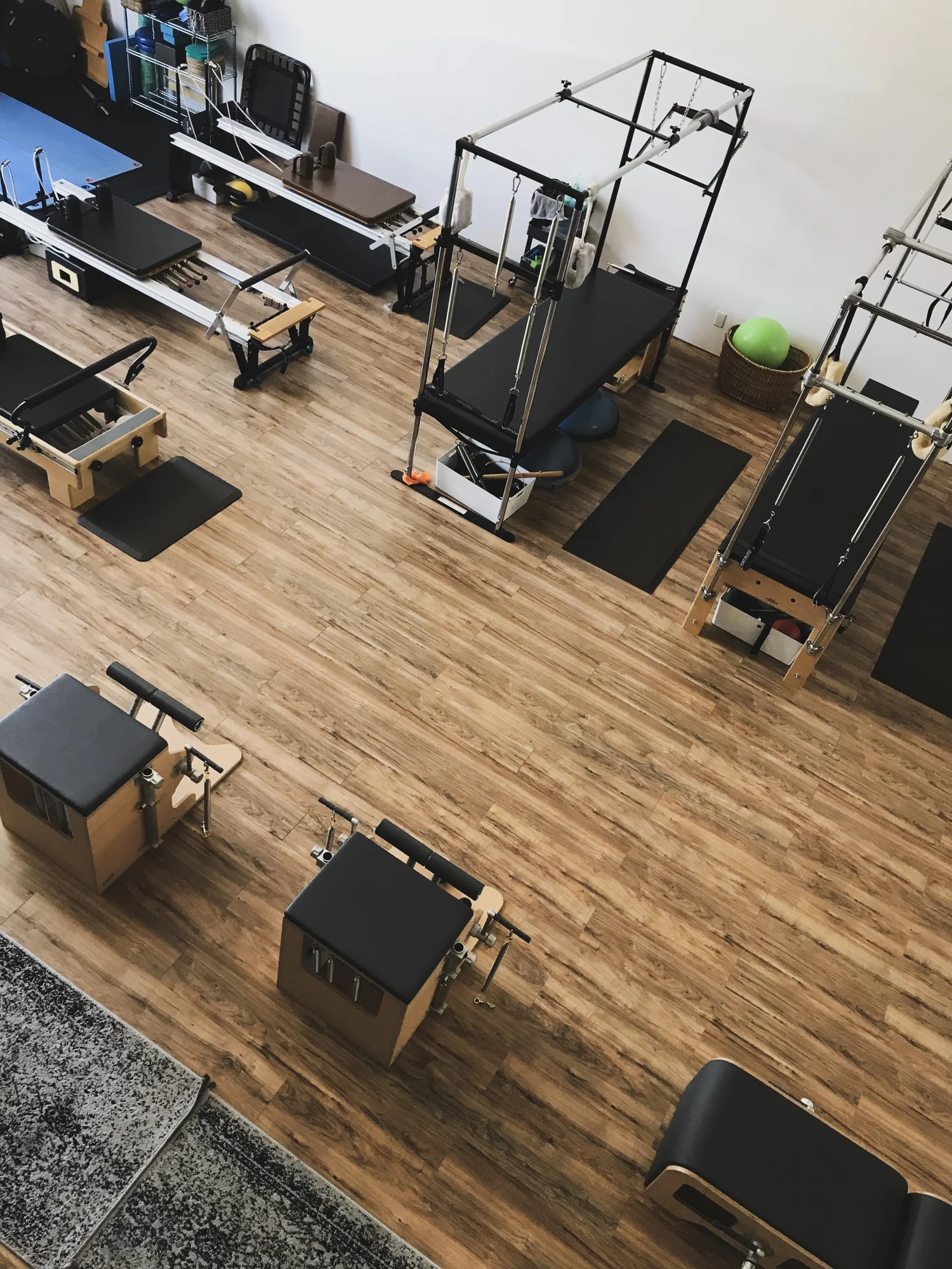 Massage therapy at Pilates of Pasadena